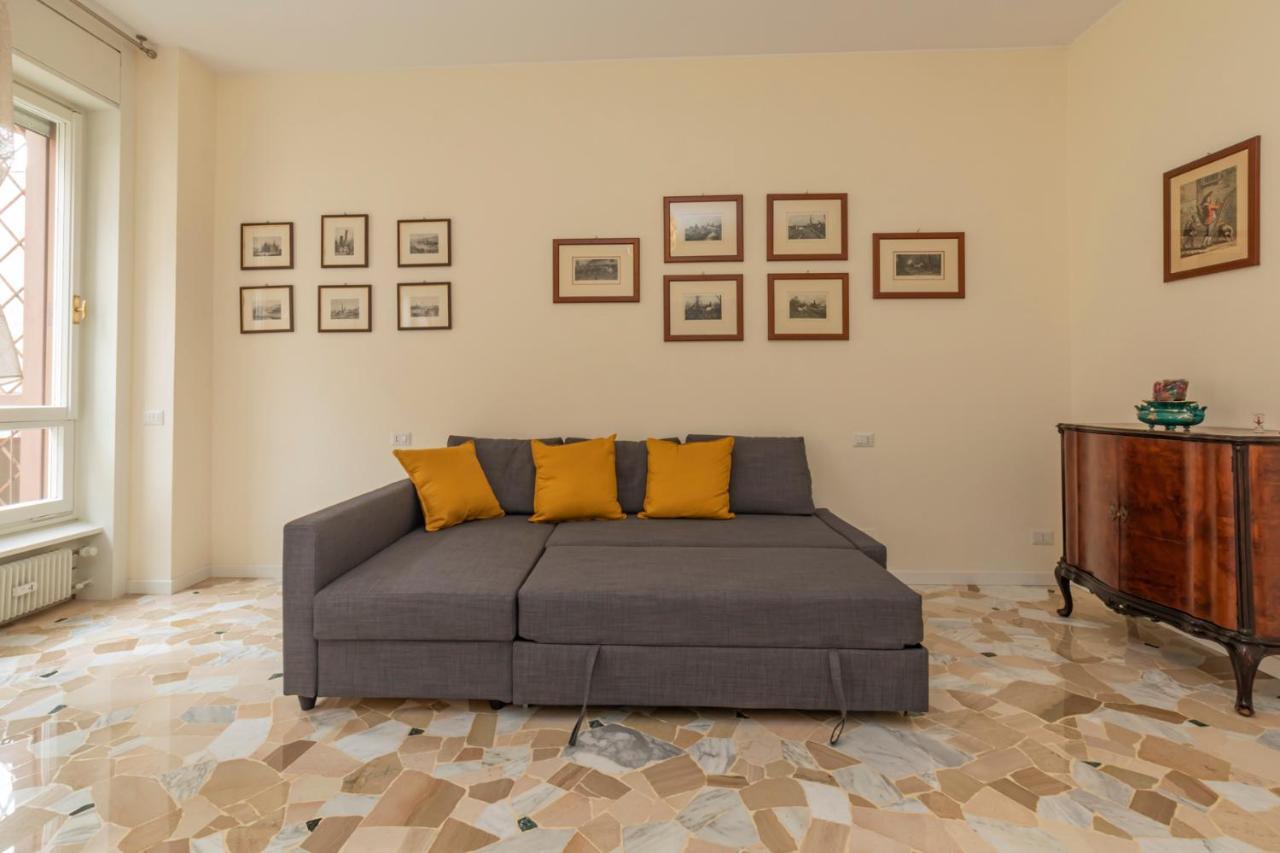 Joivy Modern 2Bed Flat With Balcony, 250M From M5 Foppa And M2 Sant'Agostino Apartment Milano Ngoại thất bức ảnh